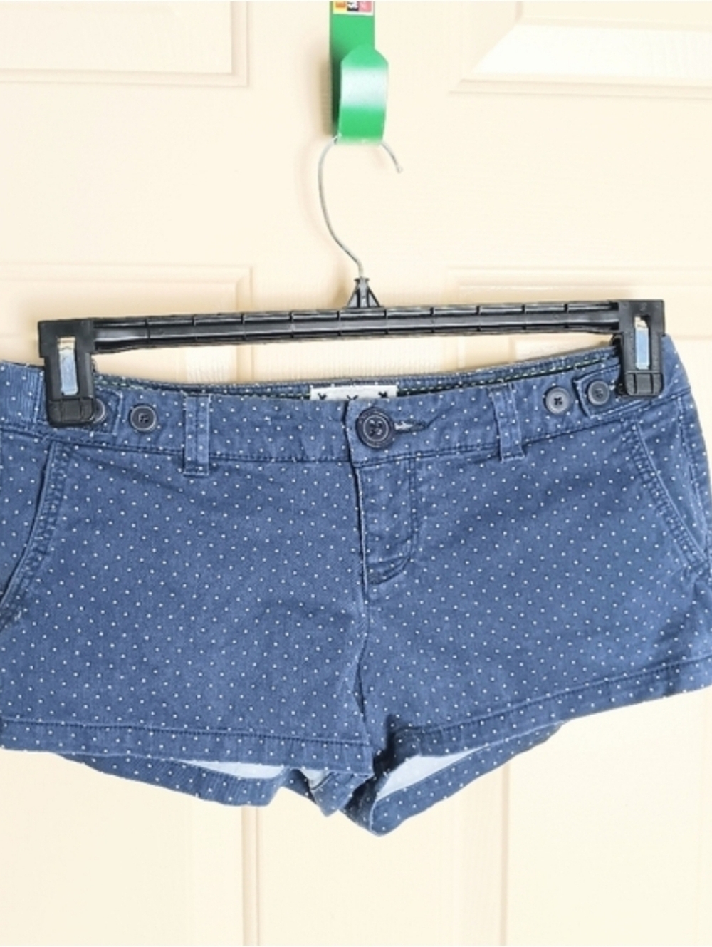 American Eagle Outfitters Women Mini Polka Dot Shorts Size 2